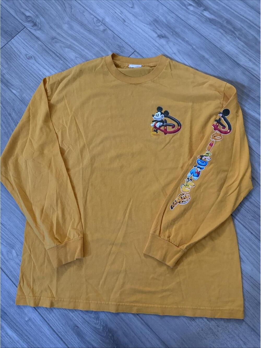 Disney Store Mickey Mouse Cast Logo Long Sleeve Hit Yellow T-Shirt Size M-L